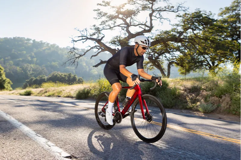 Giant Propel Advanced Pro 0 Disc 2020 Road Bike - Gloss Metallic Red-9