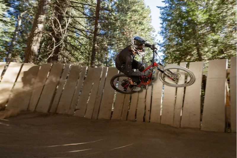 Giant Reign 29 SX 2020 Full Suspension Mountain Bike - Red-8