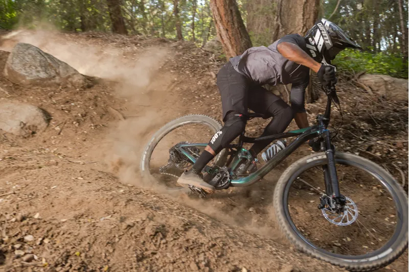 Giant Reign 29 1 2020 Full Suspension Mountain Bike - Galaxy-9