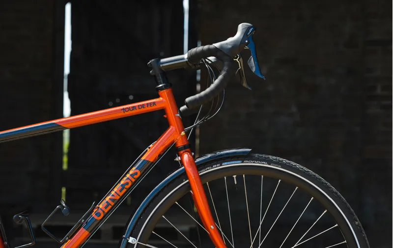 tour de fer genesis