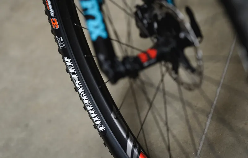 Genesis Mantle 30 29er 2018 Hardtail Mountain Bike - Oooooh Blue-11