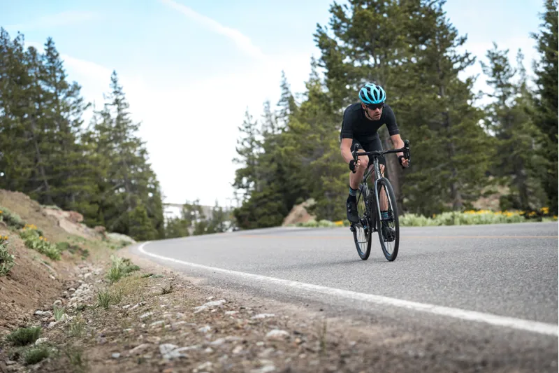 Giant Contend SL 1 Disc 2020 Road Bike - Gloss Charcoal-11