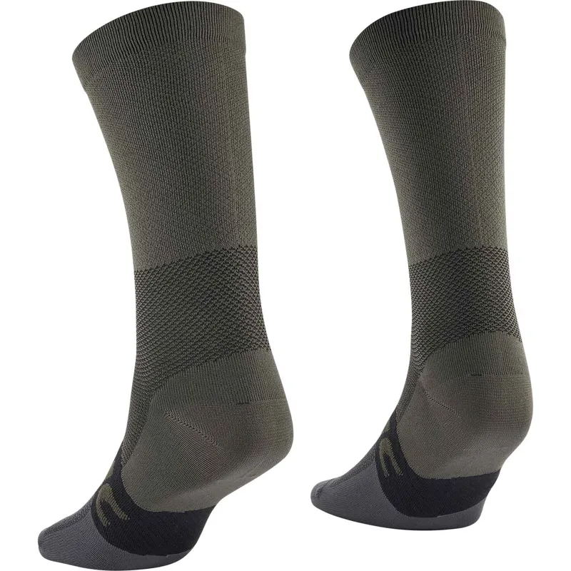 Mavic Aksium Mid Socks - Black/Carbon-1