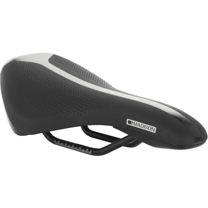 Madison Roam Junior Saddle - 135mm x 245mm - Black