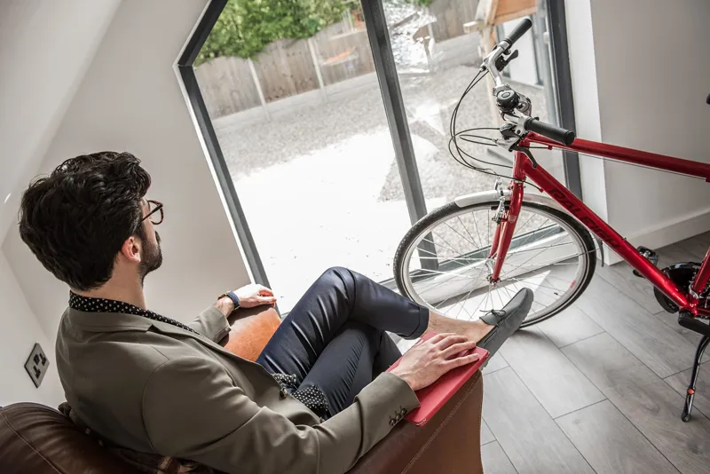 Raleigh Pioneer 2 2019 Hybrid Bike - Red-10