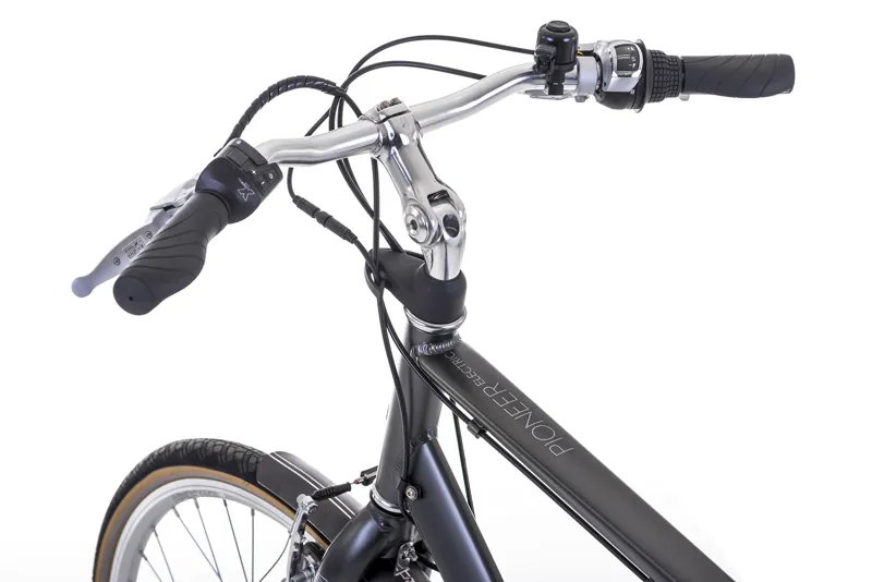 Raleigh Pioneer E Crossbar 700c 2019 Electric Urban Bike - Grey-4