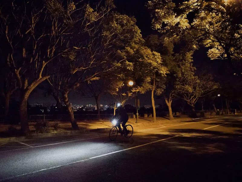 Topeak Whitelite HP Mega 420 Rechargeable Front Light - 420 Lumens-7