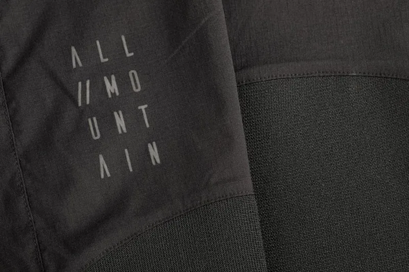 Cube AM Zip Off Pants - Black -3