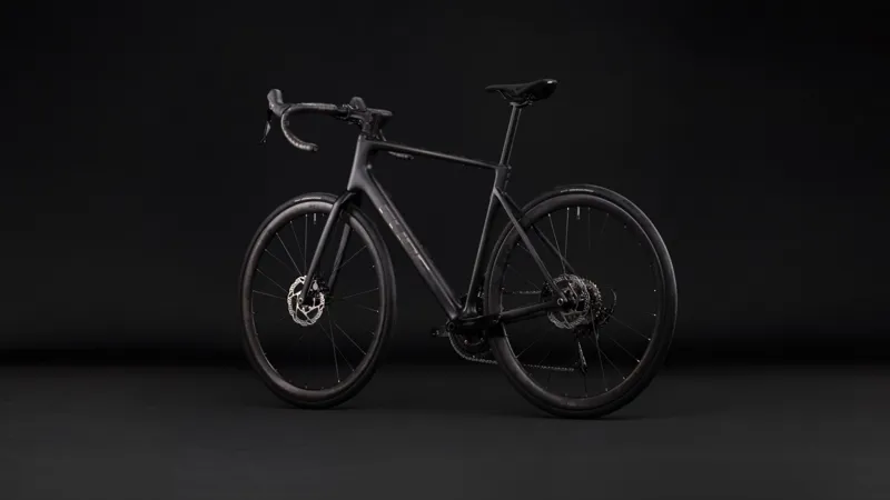 Cube Attain C:62 Race 2027 Carbon Endurance Road Bike - Coalchrome-9