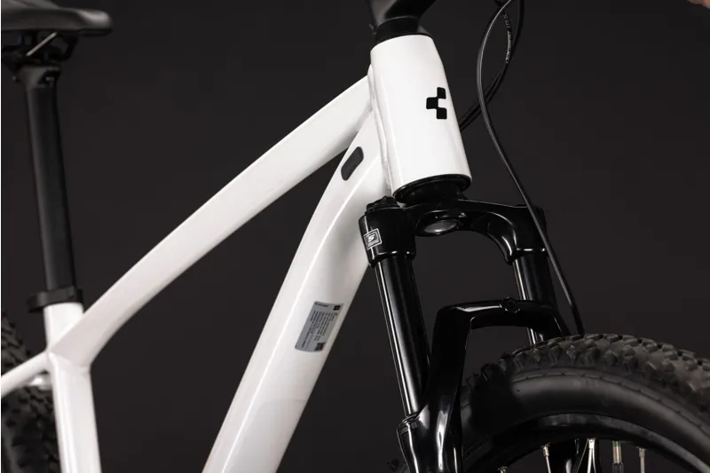 Cube Aim One 2027 Hardtail Mountain Bike - Metallicwhite/Black-5