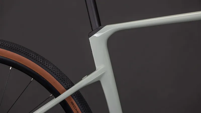 Cube Nuroad Hybrid C62 Race 400X 2026 Electric Gravel Bike - Reedbeige-5