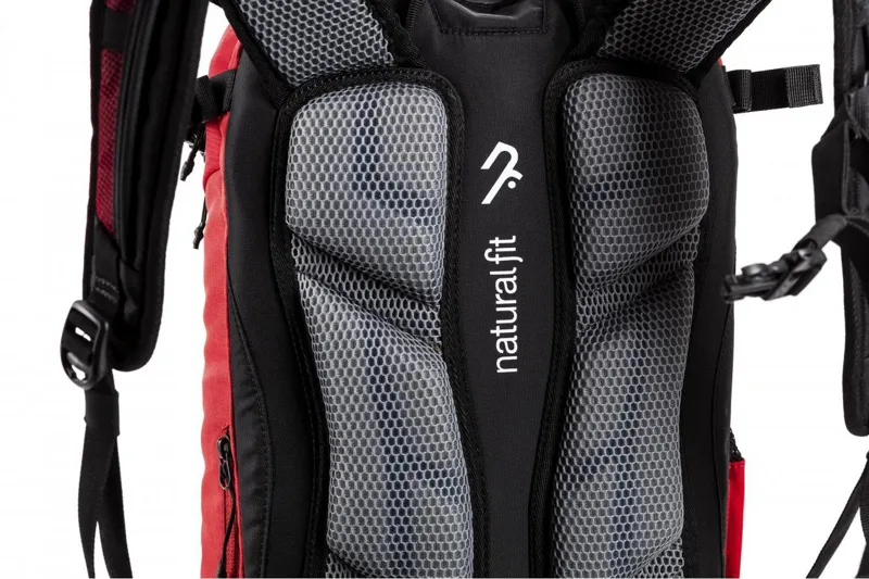 Cube Edge Trail Backpack - 16L -Red-3