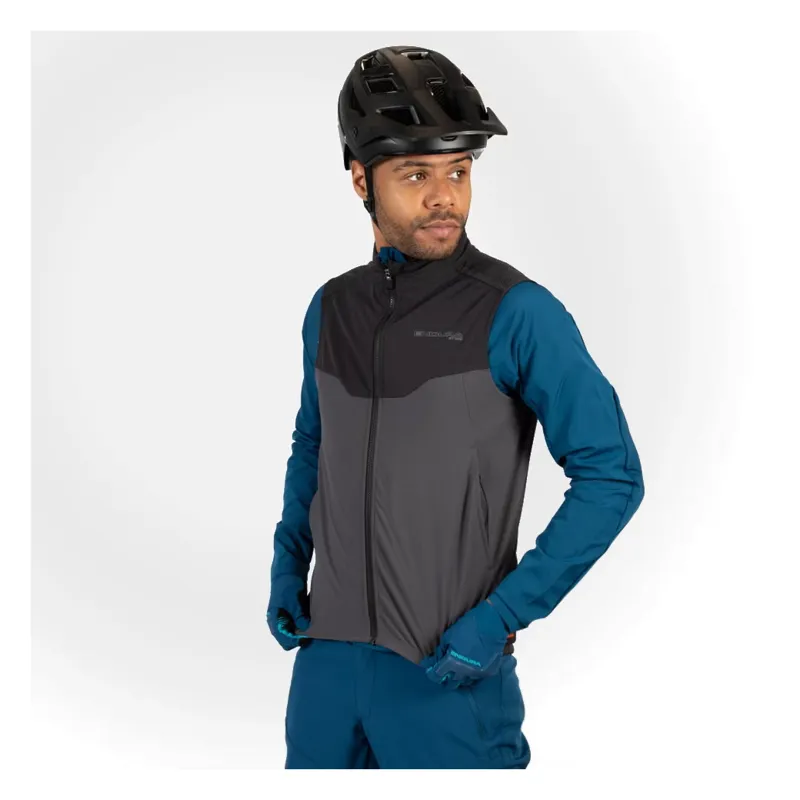 Endura MT500 Spray Men's Waterproof Gilet - Black-2