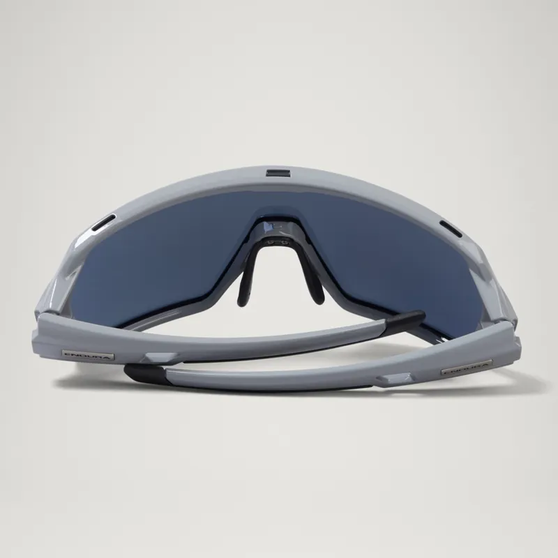 Endura SingleTrack Cycling Sunglasses - Dreich Grey-4
