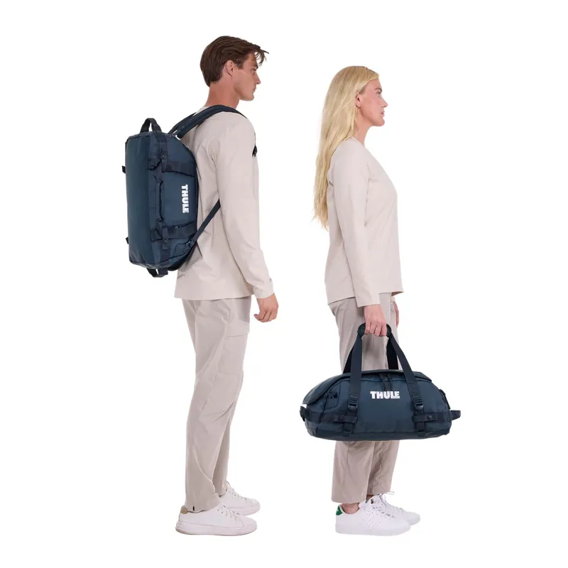 Thule Chasm Recycled Duffel Bag - 30 Litre - Darkest Blue-3