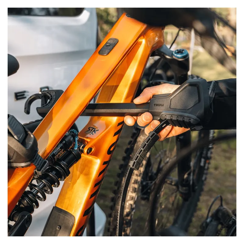 Thule VeloSpace 3  2-Bike 13-Pin Towball Bike Carrier - Black/Silver-4