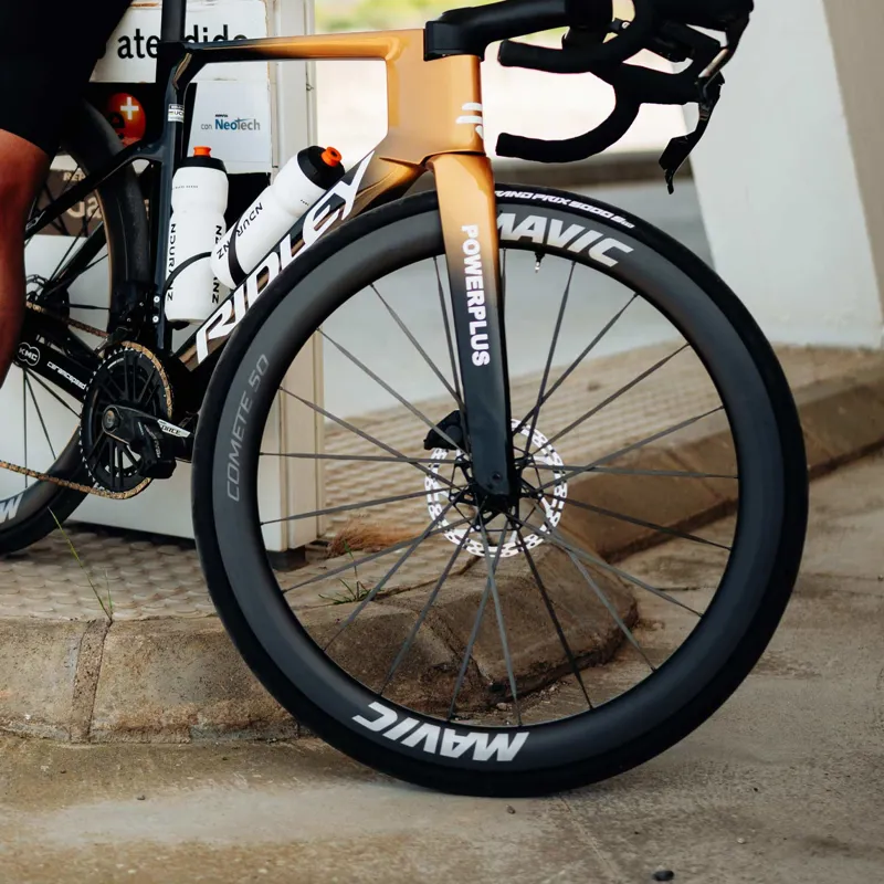 Mavic Comete 50 Ceramic Disc Centre Lock Road Wheelset-8