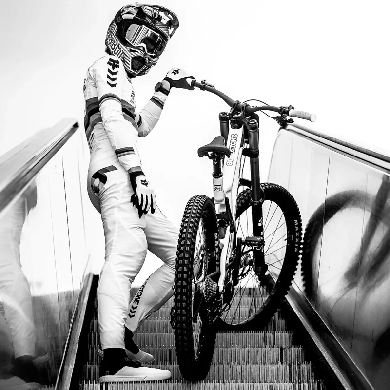 One Up Goldstone MTB Grips - White-13