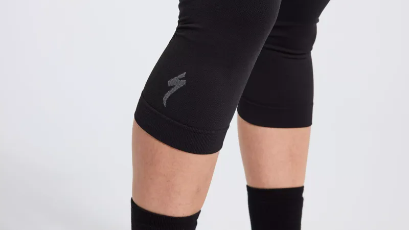 Specialized Seamless Knee Warmers - Black-2