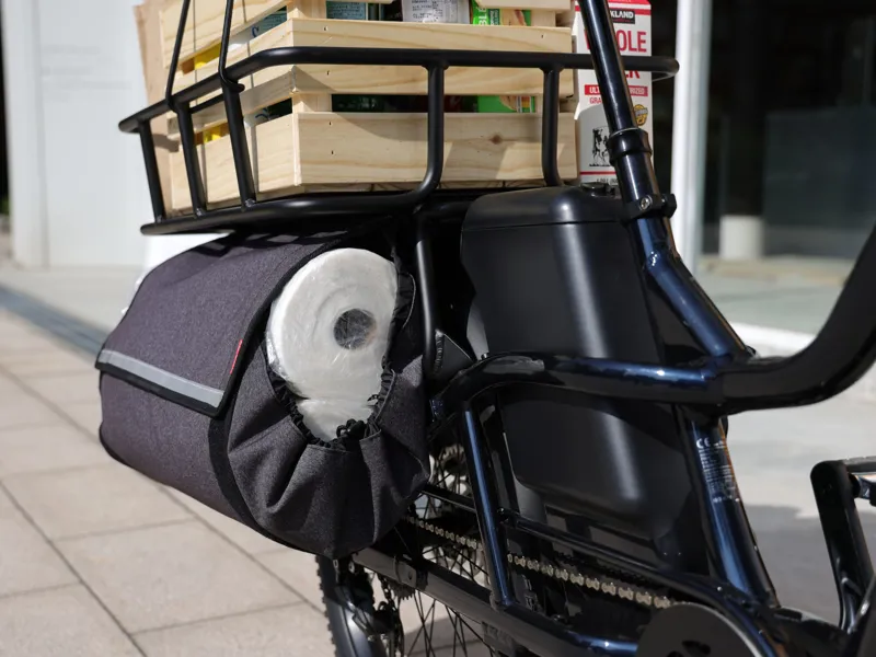 Momentum Pakyak E+ Pannier Bag - Black-1