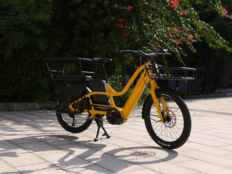 Momentum PakYak E+ Wheel Guard Set - Black-2