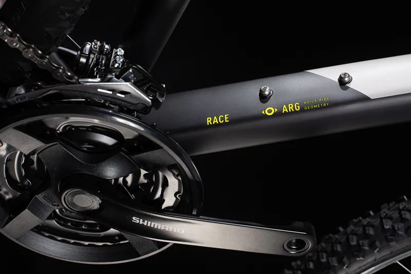 Cube Acid 260 26w Kids Bike - Black/Yellow-3