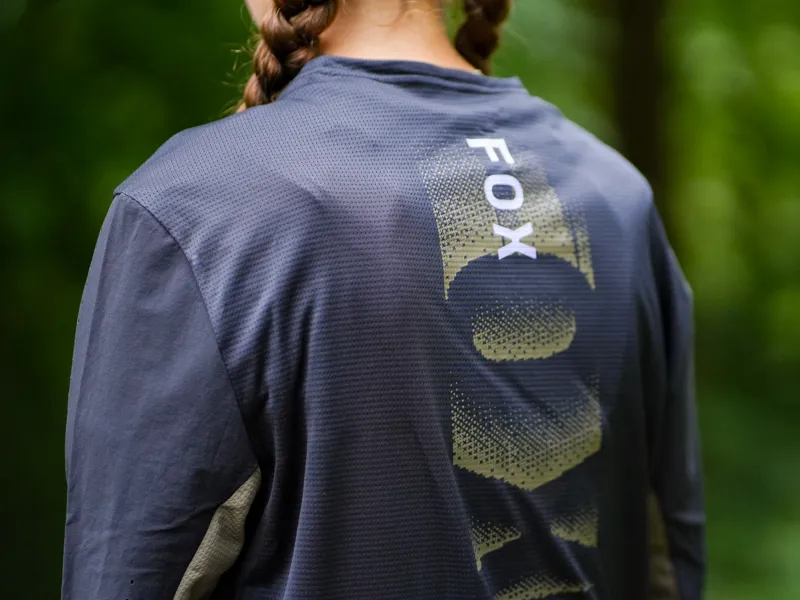 Fox Defend Uprise Women's Long Sleeve MTB Jersey - Park Black-3