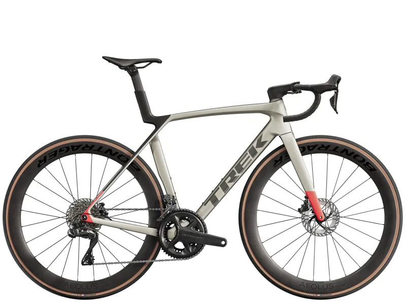 Trek Madone SL 7 Gen 8 2025 Carbon Aero Road Bike - Lunar Silver