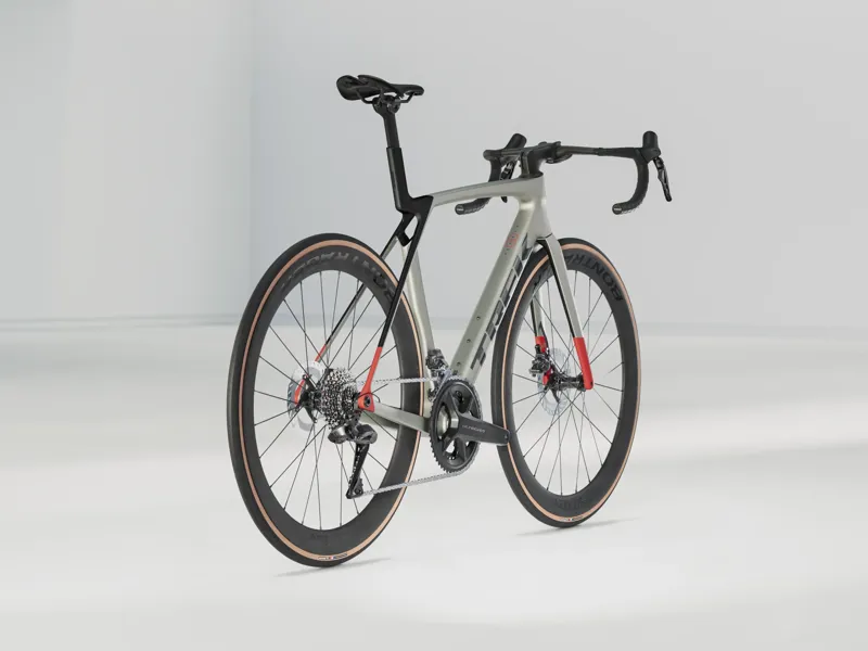Trek Madone SL 7 Gen 8 2025 Carbon Aero Road Bike - Lunar Silver-1