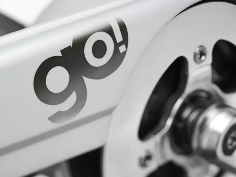 Electra Townie Go 5i EQ Step Thru 2025 Women's Electric Hybrid Bike - Prismatic-2