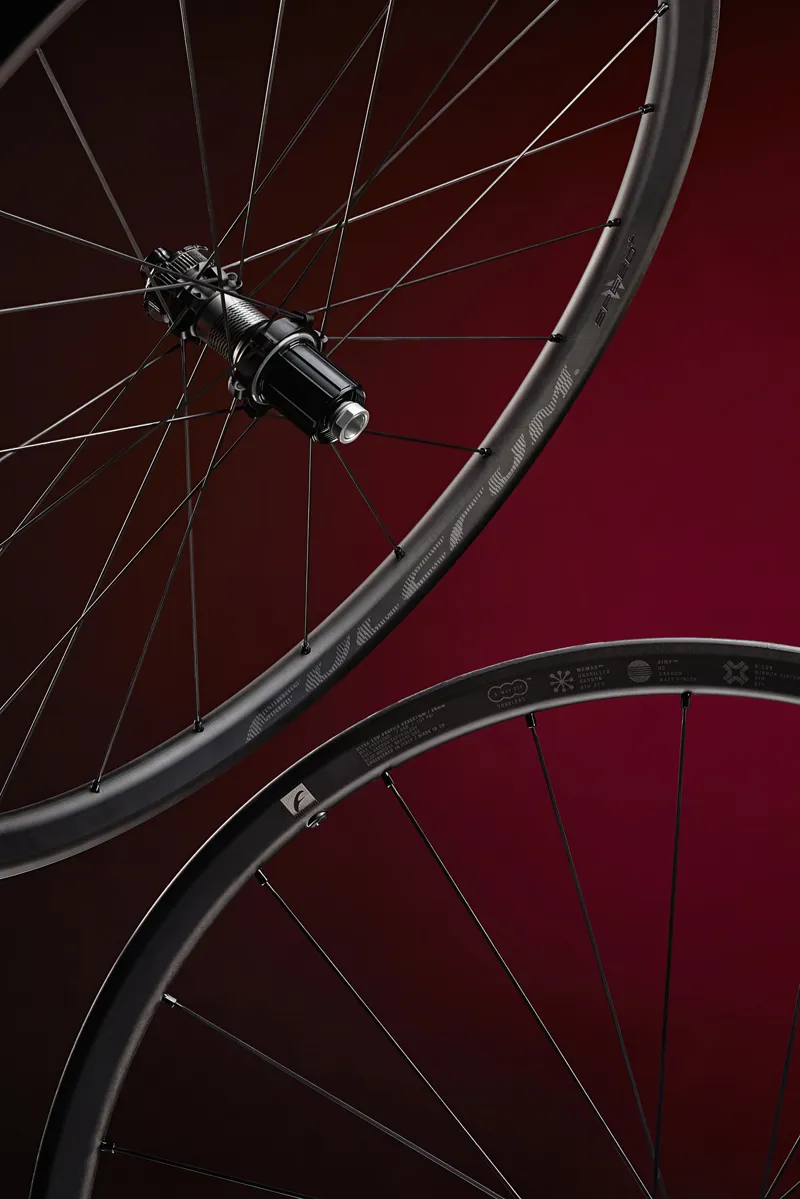 Fulcrum Speed 25+ Carbon Tubeless Ready Disc Brake Road Wheelset-3