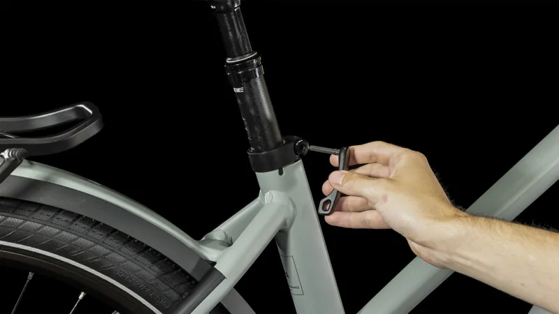 ube Kathmandu Hybrid One 750 Trapeze 2024 Electric Bike - SwampGrey-6