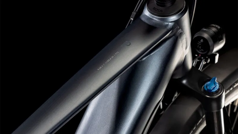 Cube Touring Hybrid Pro 625 2025 Electric Hybrid Bike - Metal Grey-2