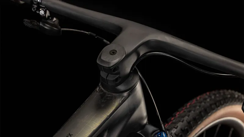 Cube Phenix C68X SLT 2024 Hardtail Mountain Bike - Red/black-3