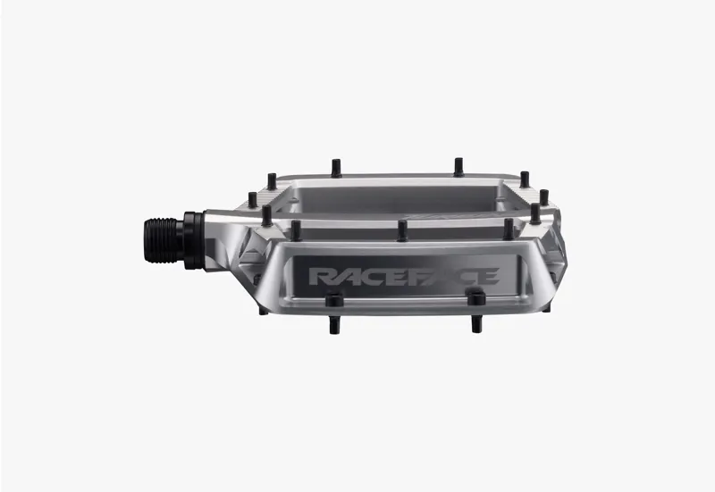 Race Face Turbine Flat MTB Pedals - Silver-3