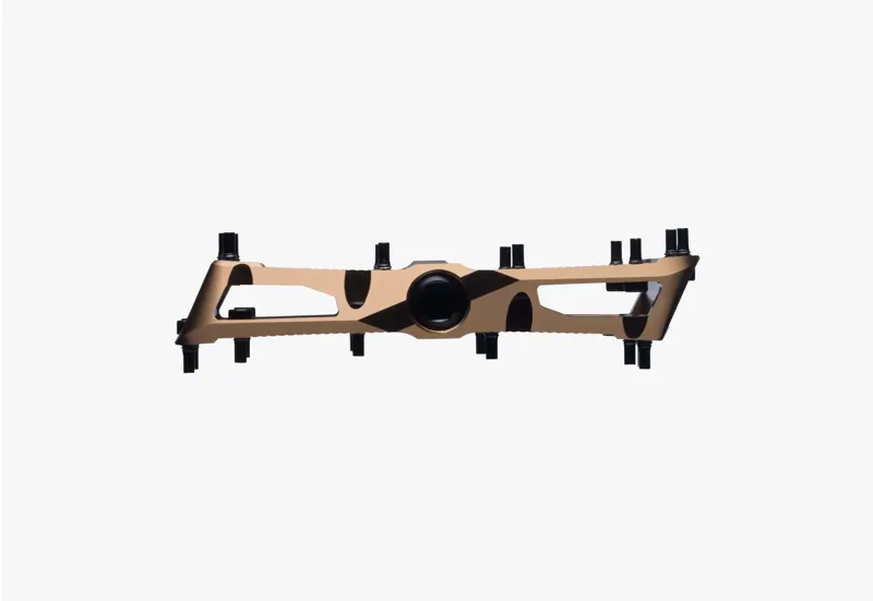 Race Face Turbine Flat MTB Pedals - Kash Money Gold-2
