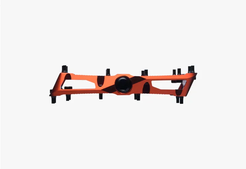 Race Face Turbine Flat MTB Pedals - Orange-2