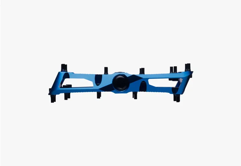 Race Face Turbine Flat MTB Pedals - Blue-2