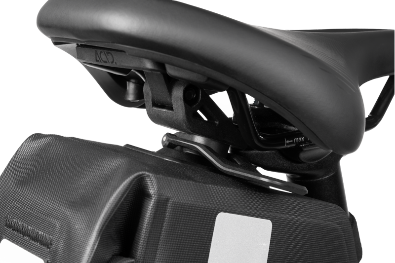 Cube Acid Pro 1.2 Litres Click Saddle Bag - Black-5
