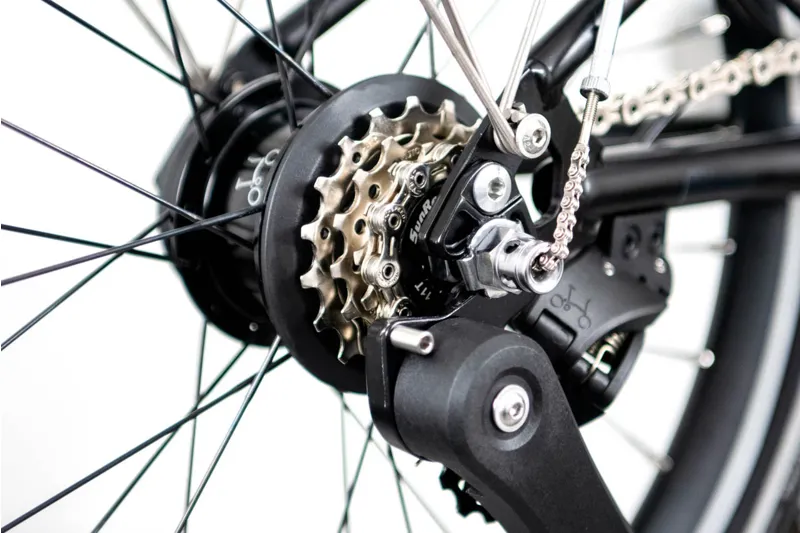 Brompton C Line 12 Speed Mid Bar 2026 Folding Bike - Amethyst Lacquer-4