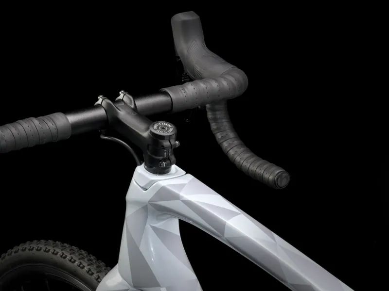 Trek Boone 5 2026 Carbon Cyclocross Bike - Plasma Grey Pearl-4