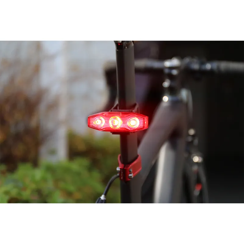 CatEye AMPP 900/VIZ 300 USB Light Set - Black-5