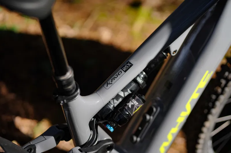 Whyte Kado RSX V2 29er 2026 Carbon Electric Mountain Bike - Ash Grey-8