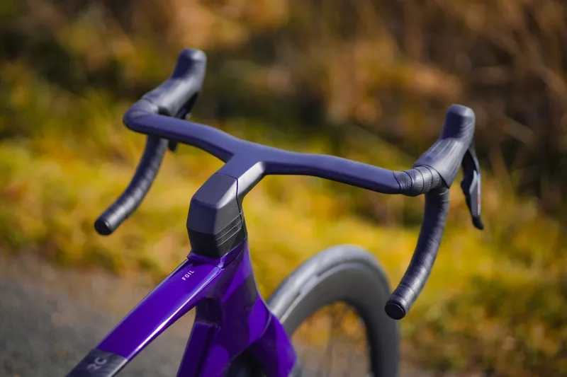 Scott Item Foil RC Team 2026 Carbon Aero Road Bike - Grape Purple/Black-10