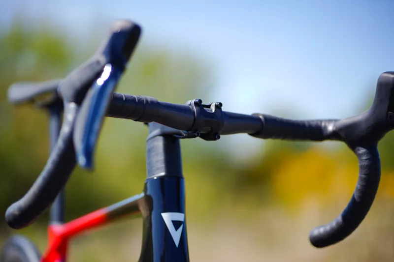 Giant TCR Advanced Pro Dura Ace 2026 Carbon Road Bike - Black/Rosso Corsa-6
