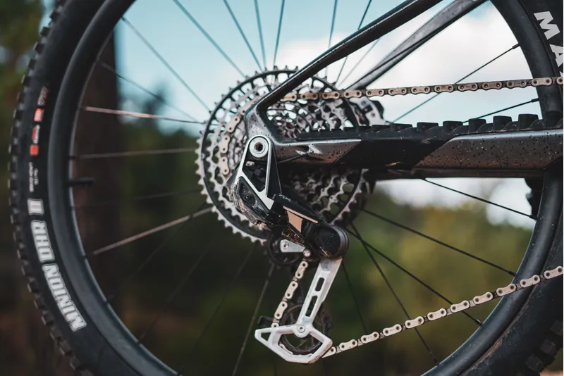Merida eOne-Sixty SL 10K 2025 Electric Full Suspension MTB - Metal Grey-4