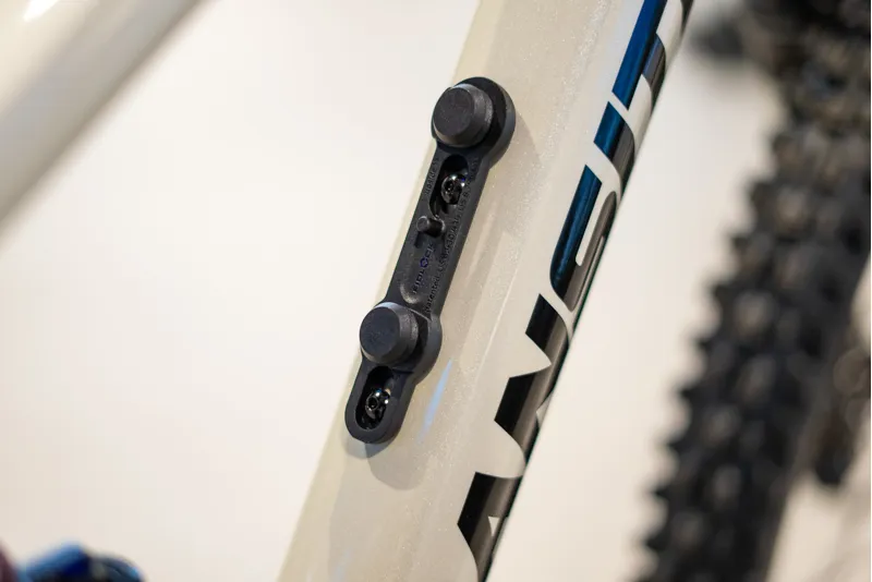 Transition Sentinel Alloy Deore 2025 Full Suspension MTB - White-5