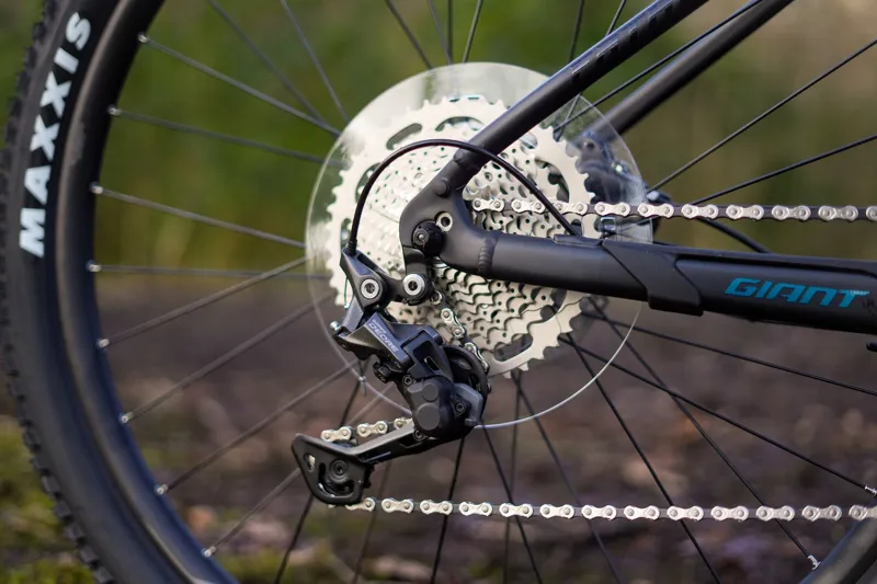 Giant Fathom E+ 2 29er Hardtail Electric Mountain Bike - Black-4