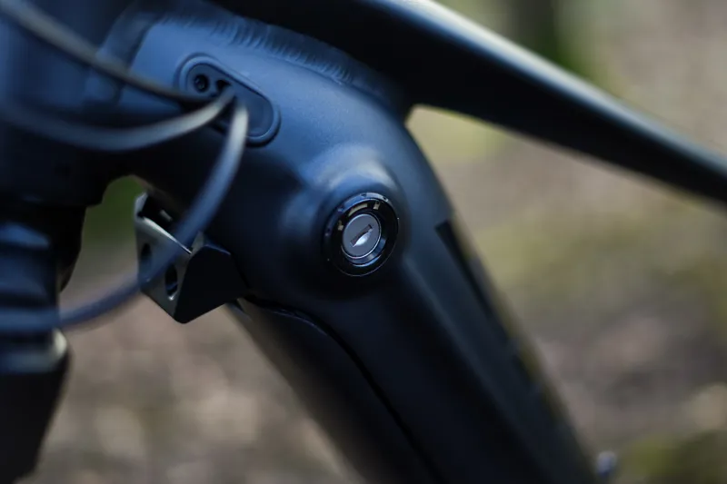 Giant Fathom E+ 2 29er Hardtail Electric Mountain Bike - Black-7