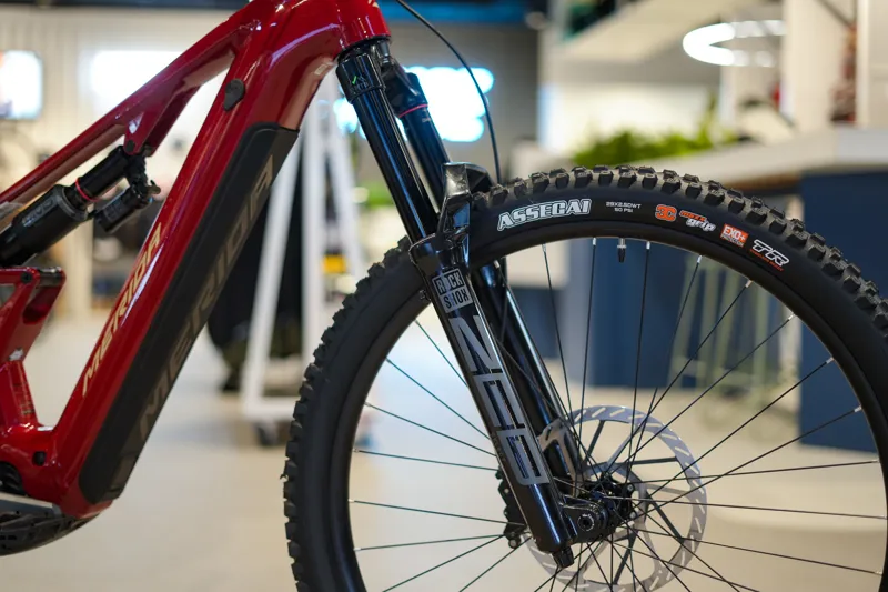 Merida eOne-Eighty 700 2025 Electric Full Suspension MTB - Heritage Red-5